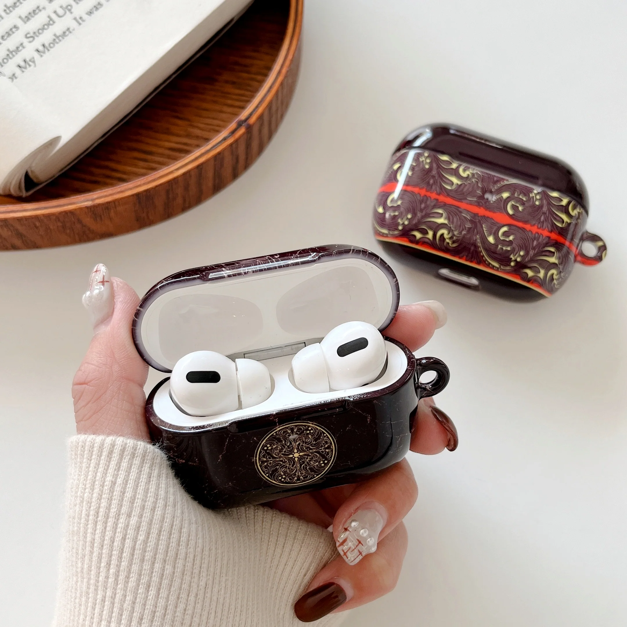 Apple IMD Liyalaa Airpods Case - Image 2